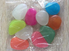 Luminous Cobblestones Pebbles Stones Glow in the Dark for Aquarium Fish Tank Decorations, Fantastic Garden or Yard