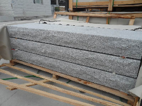 Granite Block Step G341 Flamed