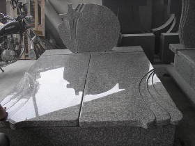 Poland Granite Tombstone 004