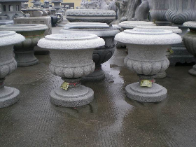 Garden Flower Vase in Granite