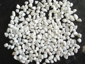 6-9mm Tumbled White Pebble