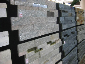 Quartzite Mixed with Gold Stone Veneer