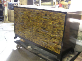 Yellow Tiger Eye Door Decoration