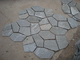 Slate Crazy Mesh Paving