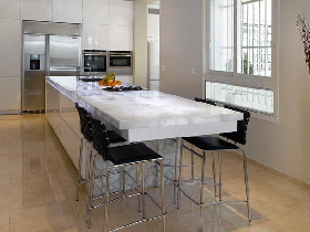 White Quartz Stone Countertop