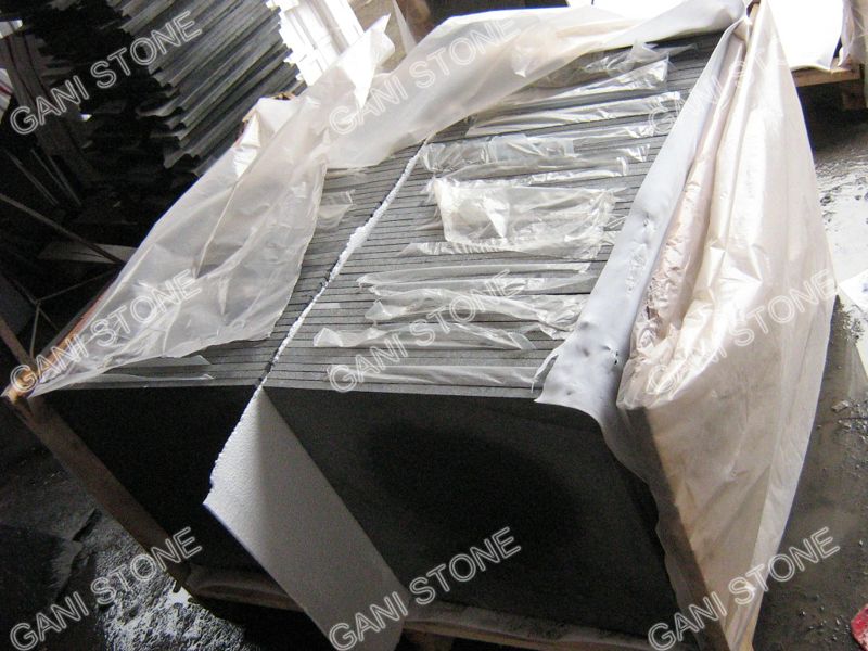 Flamed Granite Tile Packing