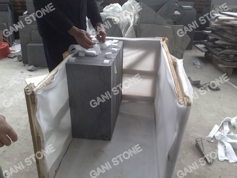 Tiles Packing Vertically