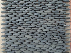 Vertical Flat Pebble Mesh Mosaic