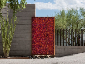 Red Glass Rock for Gabion Fencing