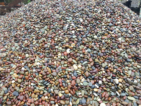 Natural River Rock Gravel