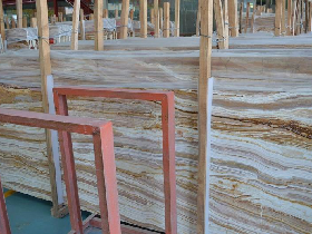 Traonyx Slabs