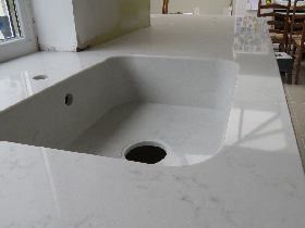 Carrara White Artificial Quartz Stone