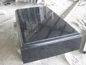 Black Granite Pedestal for Bronze Sculpture 003