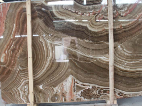 Classical Onyx Vein Cut