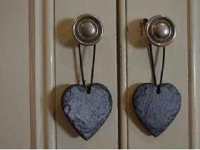 Slate Heart Memo Board