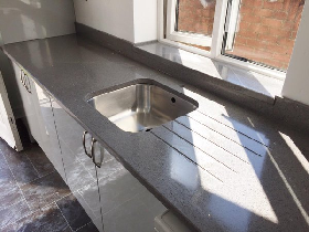 Black Quartz 30mm Kitchen Worktop with Drainer Grooves