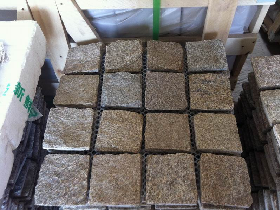 Yellow Quartzite Natural Split Cobbles on Mesh