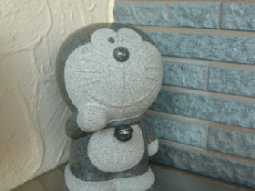 granite doraemon statue