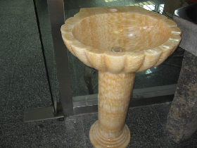 Honey Onyx Pedestal Sink