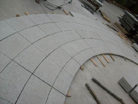 Garden Paving Circles, loops, quadrangles or waves