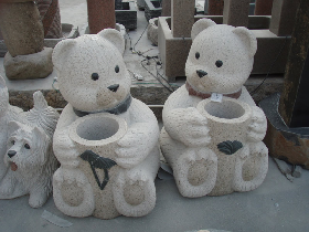 Lovely Bear Holding Flower Pot