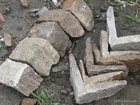 Golden Quartz Corner Stone