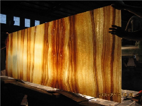 Backlit Onyx Glass Panel