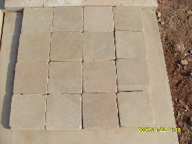 Golden Sandstone Tumbled Paver